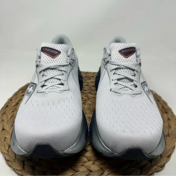 Saucony Triumph 22 Men's Running Shoes Cloud Navy Size 11.5 Men's