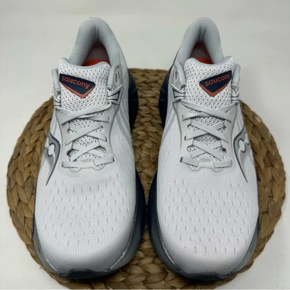 Saucony Triumph 22 Men's Running Shoes Cloud Navy Size 11.5 Men's