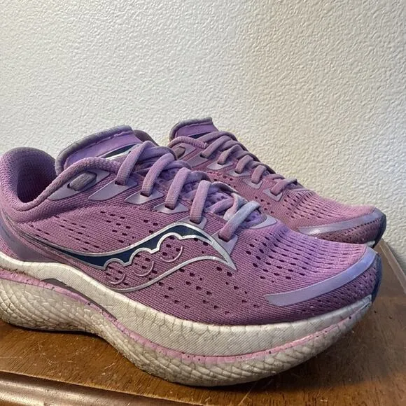 Saucony Womens Endorphin Speed 3 Grape Indigo Running Shoes S10756-38 Size 7 EUC