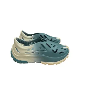 SIA Collective Somewhere in America Size 6/7 Unisex Waterproof Evo Foam Shoes