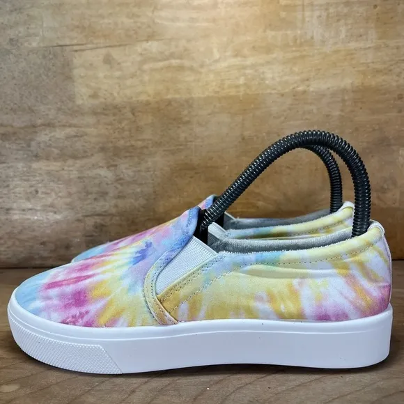 Skechers Poppy Hippy Hype Womens Size 6 Slip On Shoes Sneakers Multicolor 155082
