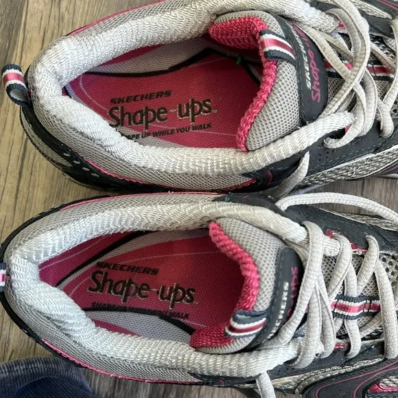 Skechers Women's Gray and Pink Athletic Shoes shape ups