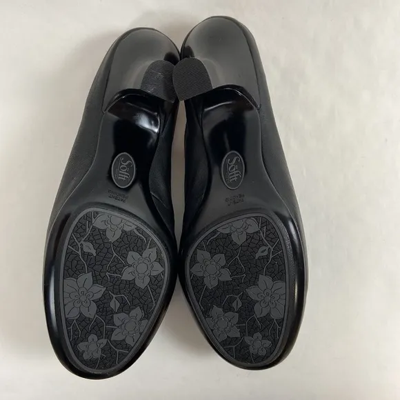 Sofft Leather Ruched Black Slip On Mules Closed Toe Heels Open Back Pumps