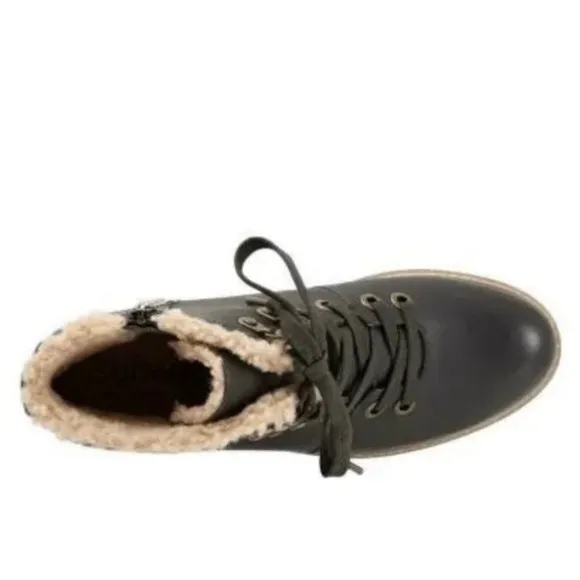 SoftWalk Wilcox Hiking Boot in Charcoal Leather, SZ 10 M