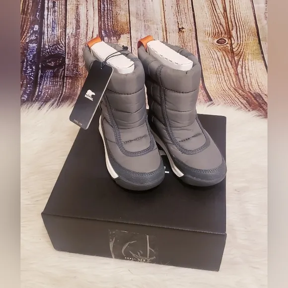 Sorel Children's Whitney II Plus Puffy WP Boots Girl or Boy Size 8