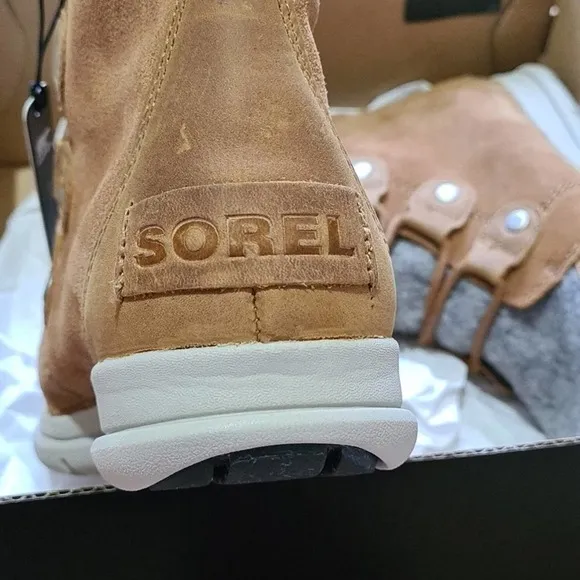 Sorel Explorer Joan Waterproof Boots NWB Size 6