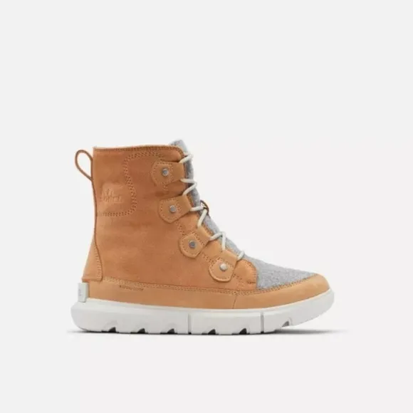 Sorel Explorer Joan Waterproof Boots NWB Size 6