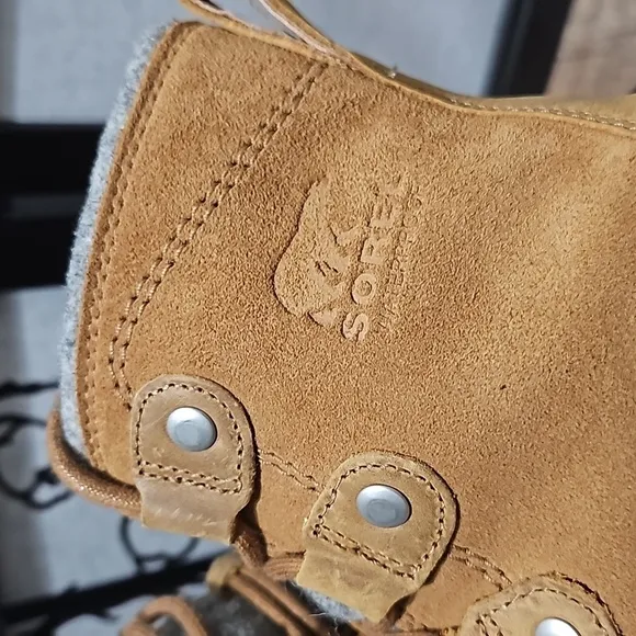 Sorel Explorer Joan Waterproof Boots NWB Size 6