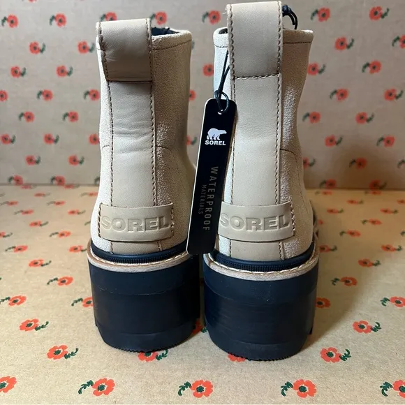 Sorel Joan Now Zip Boots Tan Women’s 8