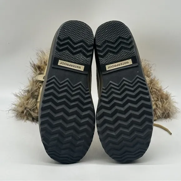 Sorel Joan Of Arctic Waterproof Boots. Size 9