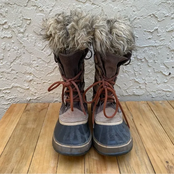 Sorel Joan Of Arctic™ Waterproof Camel Brown/Black Faux Fur Boots EUC Size - 8