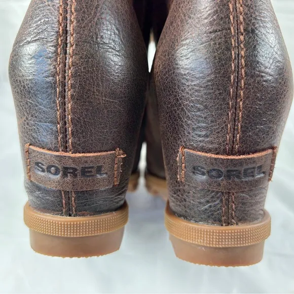 Sorel Joan of Arctic Wedge II Boots Brown Leather Lace Up Waterproof size 9