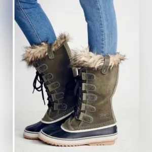SOREL Joan Of Artic Snow Boots Women's 6 Brown Faux Fur Waterproof Insulated