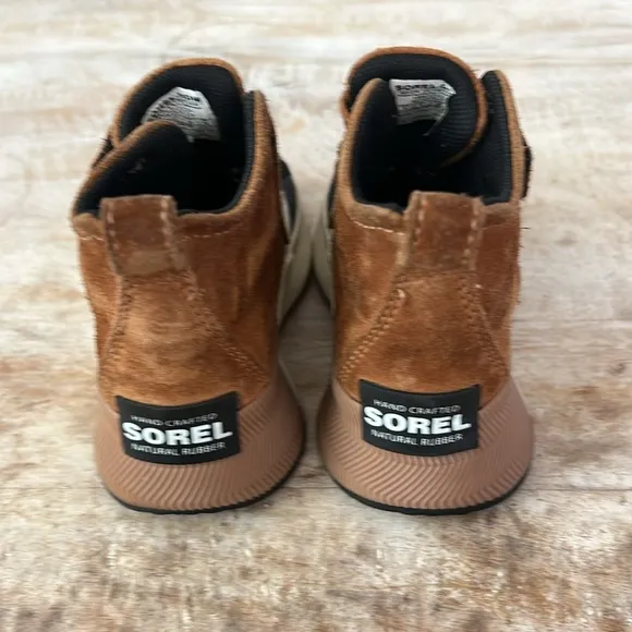 Sorel Kid’s Out N About Waterproof Boot {Camel Brown} 9