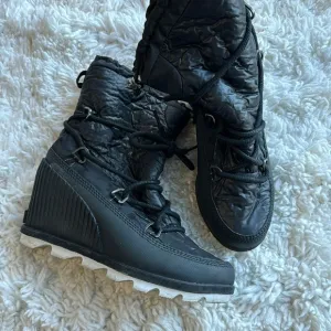 Sorel Kinetic‎ Winter Boots