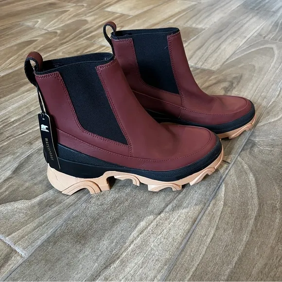 Sorel NWOB Women's Brex Boot Chelsea Waterproof Boots SIZE 6.5