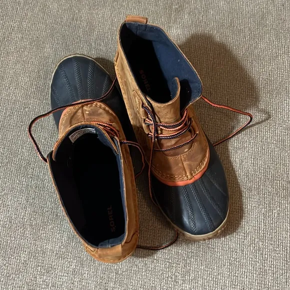 Sorel Out N’ About Leather Ducks Boots
