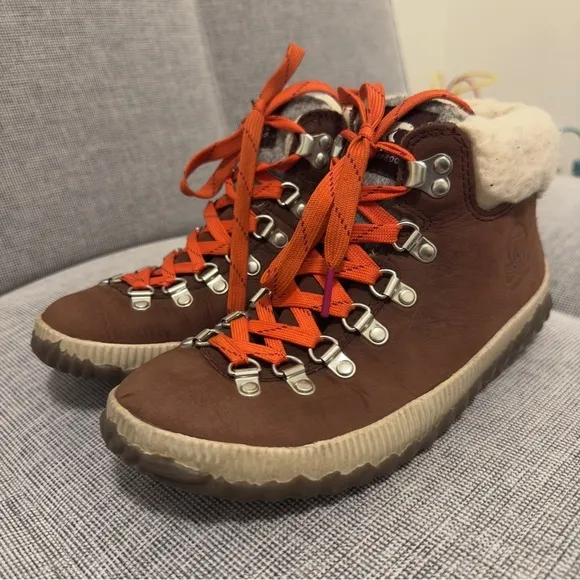 Sorel Out N About Plus Conquest Waterproof Suede Boots Brown Size 6.5 Women’s
