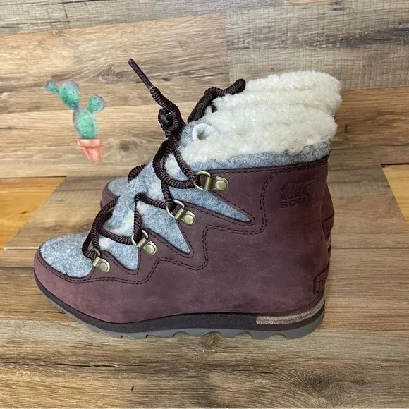 Sorel Sneakchic Cattail Alpine Winter Boots Size 6M