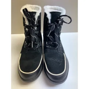 Sorel Tivoli IV Waterproof boots. Size 9.