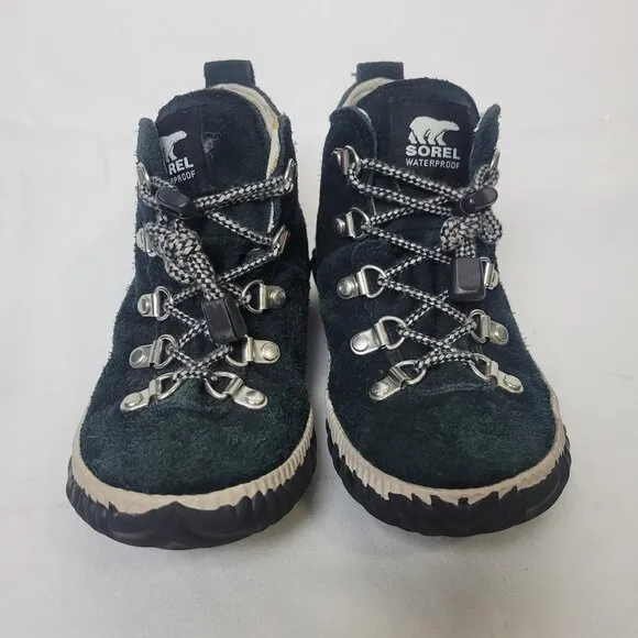 Sorel Waterproof Out N About Conquest Black Suede Bungee Lace Boots-Youth 1 Shoe