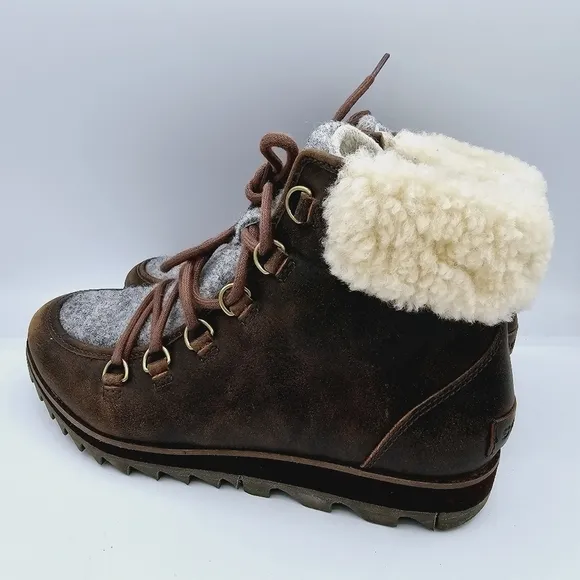SOREL Women Harlow Lace Cozy Boots