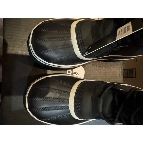 Sorel Women's Black, Stone Caribou WP Waterproof Insulated Snow Boots Size 8