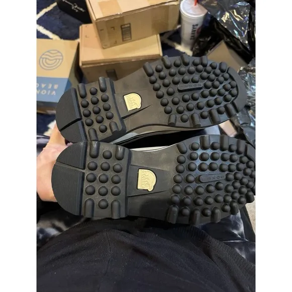 Sorel Women's Black, Stone Caribou WP Waterproof Insulated Snow Boots Size 8