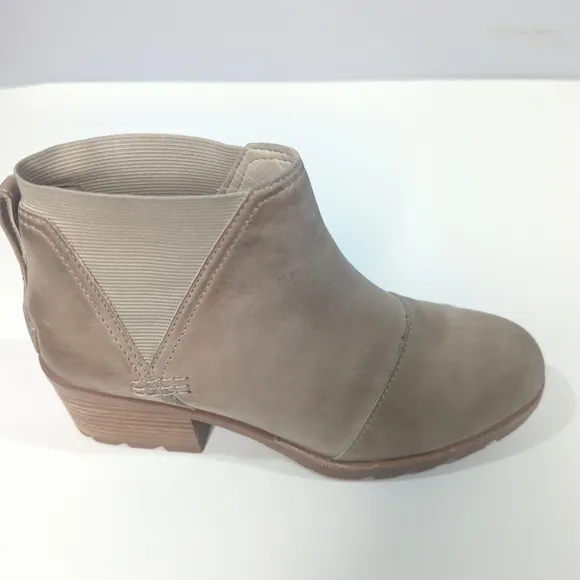 Sorel Women's Cate Chelsea Leather Slip-on Boots Tan 7.5