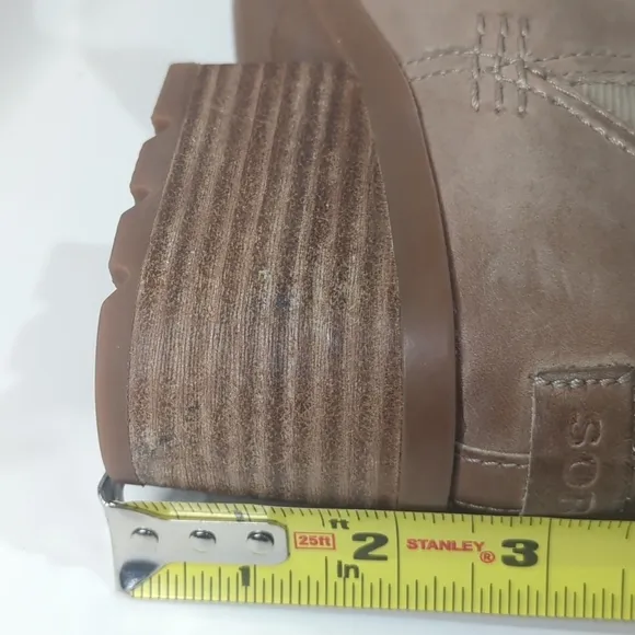 Sorel Women's Cate Chelsea Leather Slip-on Boots Tan 7.5