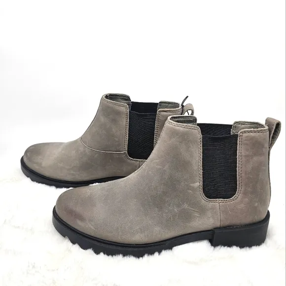 Sorel Women's Emelie II Chelsea Boot — Waterproof Leather Rain Boots 7