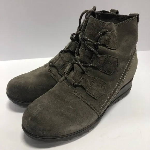 Sorel Women’s Evie Lace Waterproof Winter Booties, Size 9.5M