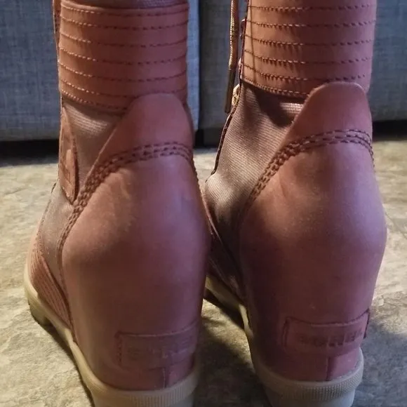 Sorel Women's Lexie Waterproof Wedge Size 7 Boots
