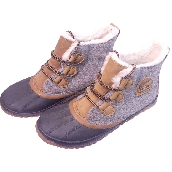 Sorel Women's Out N About‎ Plus Waterproof Duck Boots Size 8 Gray NL3150-052