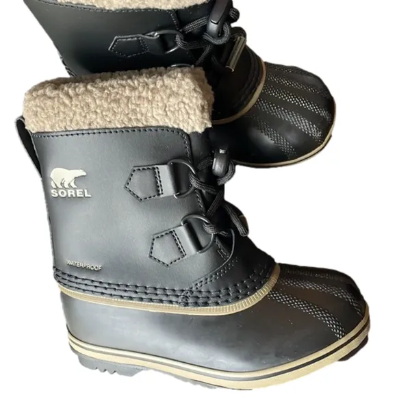 SOREL Yoot Pac Waterproof Snow Boot in Black 12 Youth