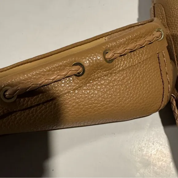Talbot Women's Tan Tassel Loafers Moccasin Size 8M