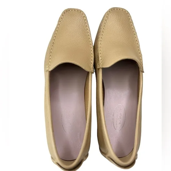 Talbots Beige Pebbled Leather Driving Loafers Mocassins Shoes Flats Size 8.5 N