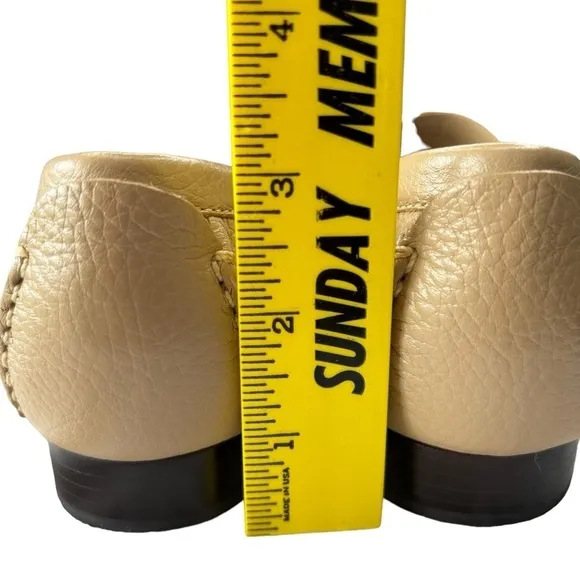 Talbots Beige Pebbled Leather Driving Loafers Mocassins Shoes Flats Size 8.5 N
