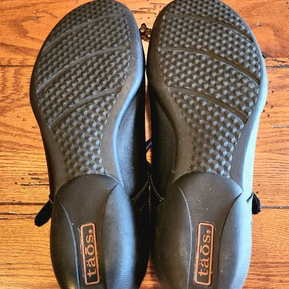 Taos Footwear Ta Dah Shoe Size 7.5 Color Black