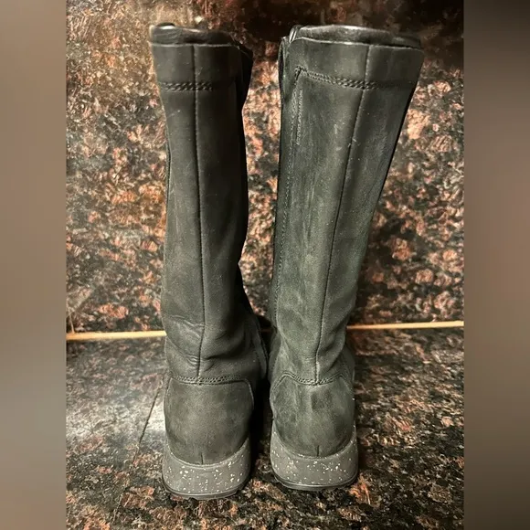 Teva Capistrano Black Leather 12&quot; Zip Up Boots (Waterproof) 6.5