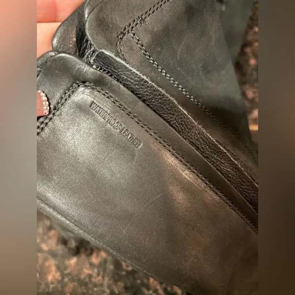 Teva Capistrano Black Leather 12&quot; Zip Up Boots (Waterproof) 6.5