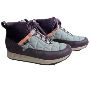 Teva Ember Commute Waterproof Boots. Size 10