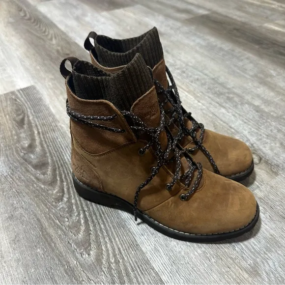The North Face Womens Ballard lll Lace Boot Waterproof Monks Robe Brown