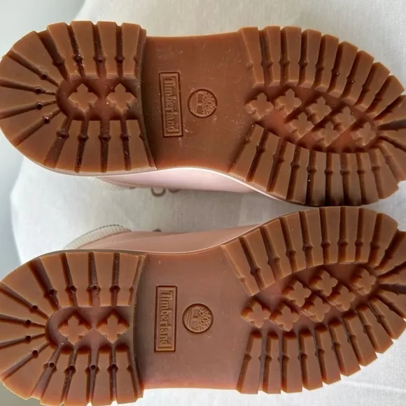 Timberland girls size 5.5 premium waterproof boot