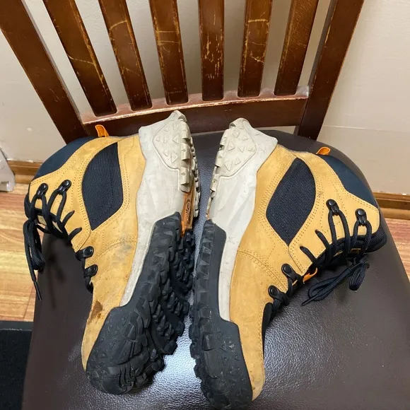 Timberland motion scramble mid lace up wheat waterproof lace up boots Mens 9.5