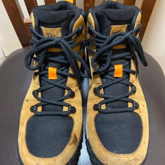 Timberland motion scramble mid lace up wheat waterproof lace up boots Mens 9.5
