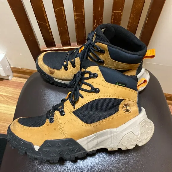 Timberland motion scramble mid lace up wheat waterproof lace up boots Mens 9.5