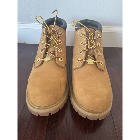 Timberland Womens Size 7.5 Waterproof Boots Wheat Nubuck 10361 USA