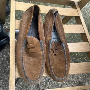 To Boot New York 11 Men's Brown Suede Loafers