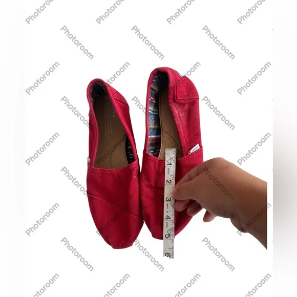 Tom’s Bright Red Women’s Slide On Casual Shoes Size 7.5